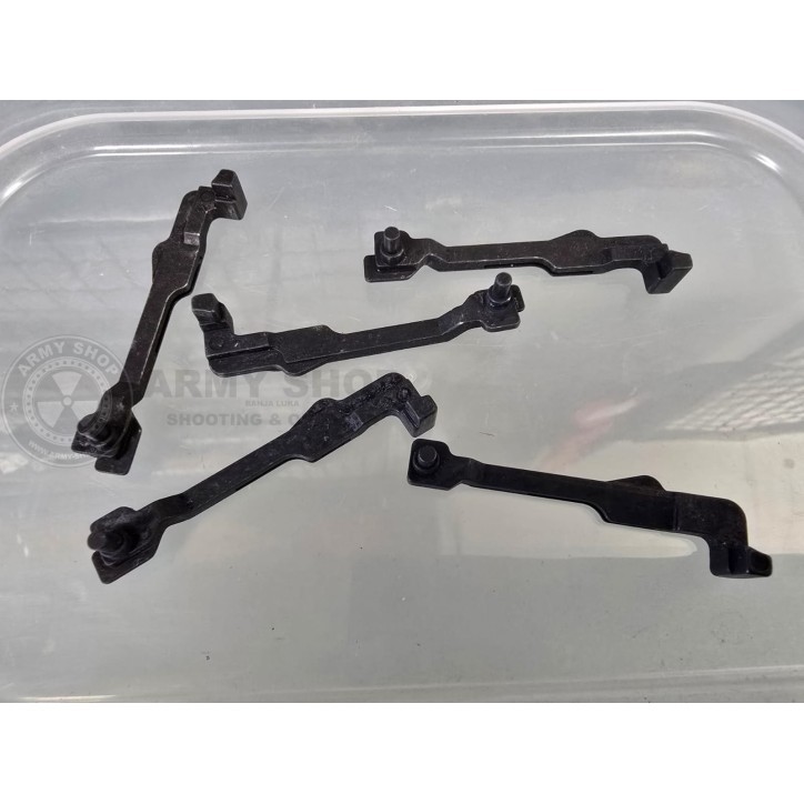 Poluga za  startne signale pistolje D009