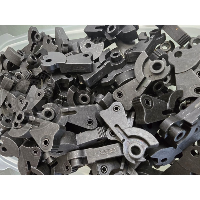 Udarac za  startne signale pistolje D001