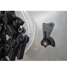 Udarac za  startne signale pistolje D001